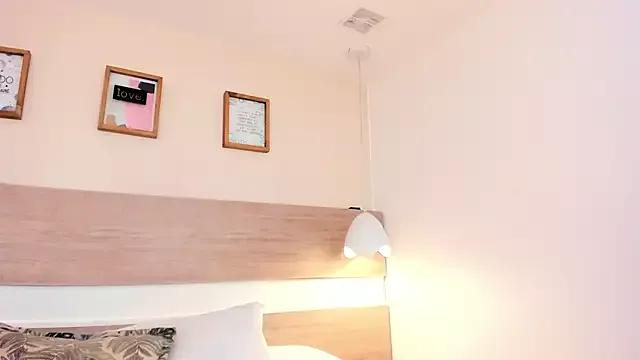 IvonnyGrace_ from StripChat is Freechat