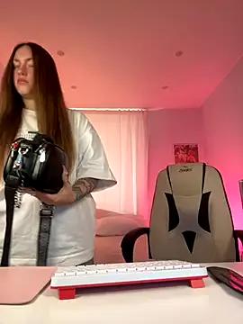 Customizable and immersive: Energize your taste buds and checkout our delicious choice of amateur cams liveshows with excited livestreamers getting their sweet physiques pounded with their beloved vibrating toys.