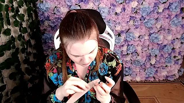Customizable and immersive: Energize your taste buds and checkout our delicious choice of amateur cams liveshows with excited livestreamers getting their sweet physiques pounded with their beloved vibrating toys.