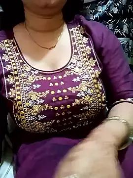 Jaanu_Jaanvi from StripChat is Freechat