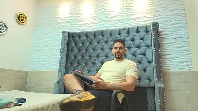 JACKRAVENN from StripChat is Freechat