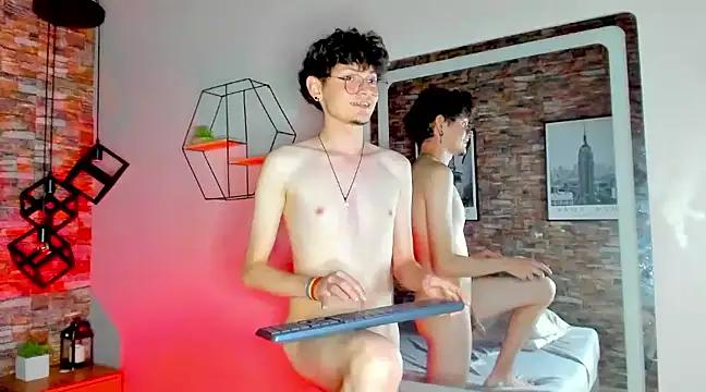 Customizable and immersive: Energize your taste buds and checkout our delicious choice of amateur cams liveshows with excited livestreamers getting their sweet physiques pounded with their beloved vibrating toys.