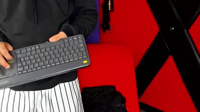 Customizable and immersive: Energize your taste buds and checkout our delicious choice of amateur cams liveshows with excited livestreamers getting their sweet physiques pounded with their beloved vibrating toys.