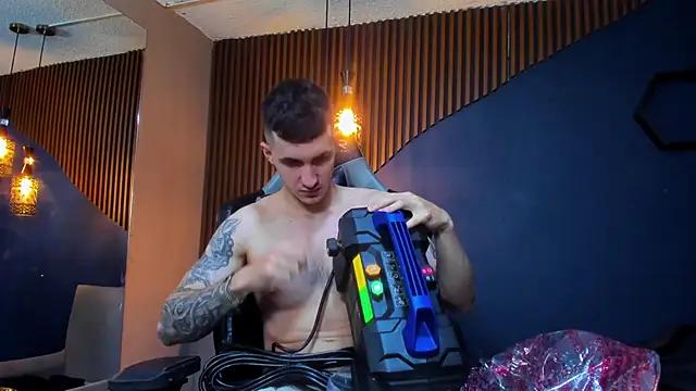 Customizable and immersive: Energize your taste buds and checkout our delicious choice of amateur cams liveshows with excited livestreamers getting their sweet physiques pounded with their beloved vibrating toys.