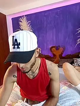 Customizable and immersive: Energize your taste buds and checkout our delicious choice of amateur cams liveshows with excited livestreamers getting their sweet physiques pounded with their beloved vibrating toys.