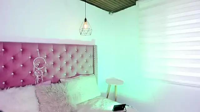 Jade_rey_ from StripChat is Freechat