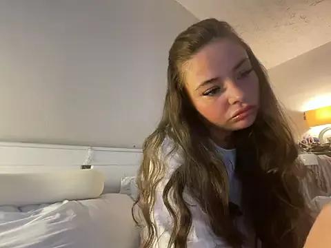 Jadeybabyy25 from StripChat is Freechat