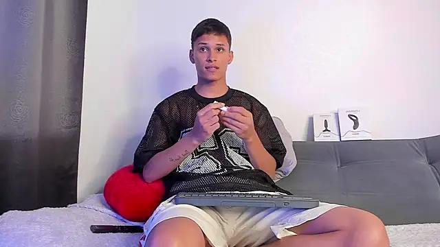 Customizable and immersive: Energize your taste buds and checkout our delicious choice of amateur cams liveshows with excited livestreamers getting their sweet physiques pounded with their beloved vibrating toys.