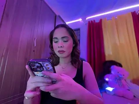Customizable and immersive: Energize your taste buds and checkout our delicious choice of amateur cams liveshows with excited livestreamers getting their sweet physiques pounded with their beloved vibrating toys.