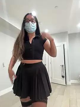 Customizable and immersive: Energize your taste buds and checkout our delicious choice of amateur cams liveshows with excited livestreamers getting their sweet physiques pounded with their beloved vibrating toys.