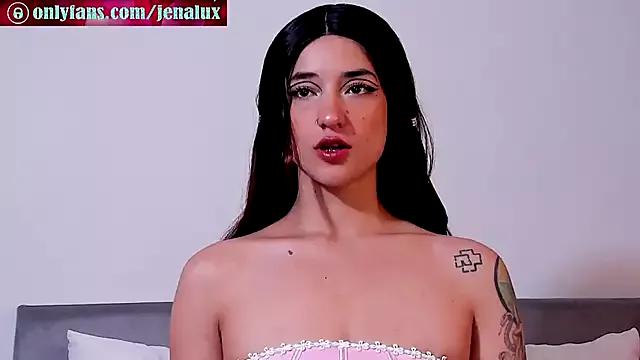 Customizable and immersive: Energize your taste buds and checkout our delicious choice of amateur cams liveshows with excited livestreamers getting their sweet physiques pounded with their beloved vibrating toys.