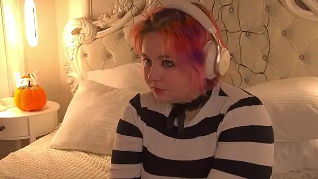 Customizable and immersive: Energize your taste buds and checkout our delicious choice of amateur cams liveshows with excited livestreamers getting their sweet physiques pounded with their beloved vibrating toys.