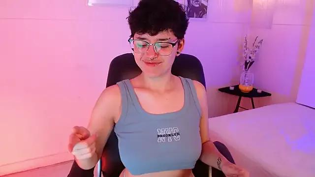 Customizable and immersive: Energize your taste buds and checkout our delicious choice of amateur cams liveshows with excited livestreamers getting their sweet physiques pounded with their beloved vibrating toys.