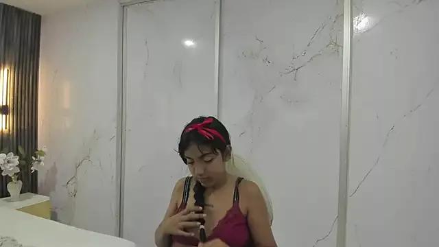 Jessgarcia_ from StripChat is Freechat