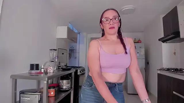 Customizable and immersive: Energize your taste buds and checkout our delicious choice of amateur cams liveshows with excited livestreamers getting their sweet physiques pounded with their beloved vibrating toys.