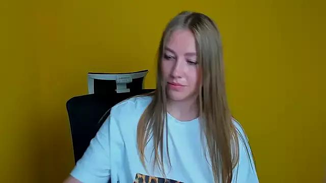 Jessica_Wave from StripChat is Freechat