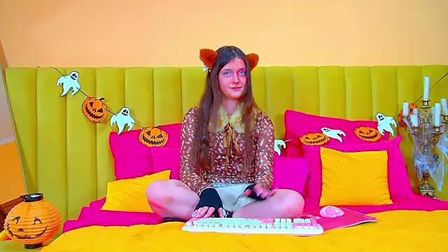 Customizable and immersive: Energize your taste buds and checkout our delicious choice of amateur cams liveshows with excited livestreamers getting their sweet physiques pounded with their beloved vibrating toys.