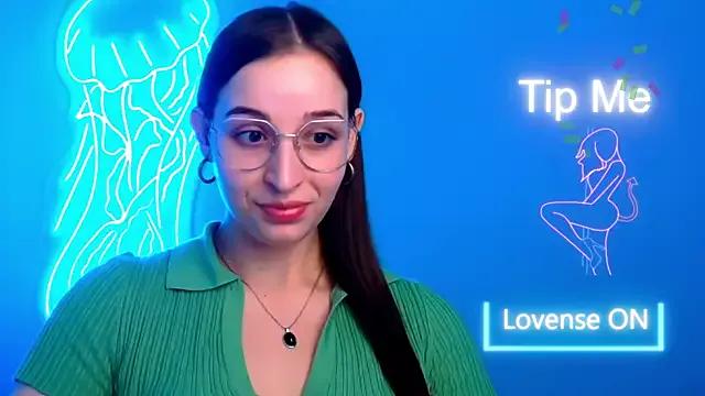 Jessie_Kisss from StripChat is Freechat