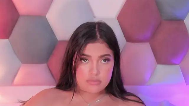 JessieCaameron from StripChat