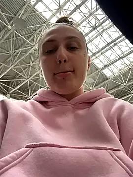 JessiMur from StripChat is Freechat