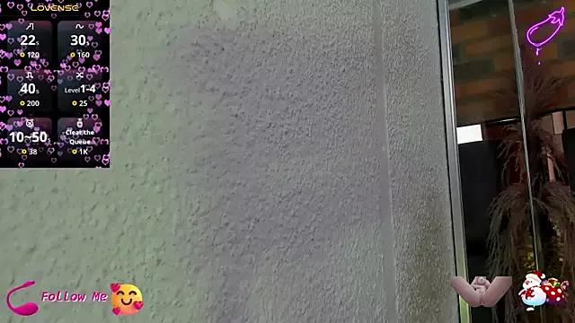 Customizable and immersive: Energize your taste buds and checkout our delicious choice of amateur cams liveshows with excited livestreamers getting their sweet physiques pounded with their beloved vibrating toys.