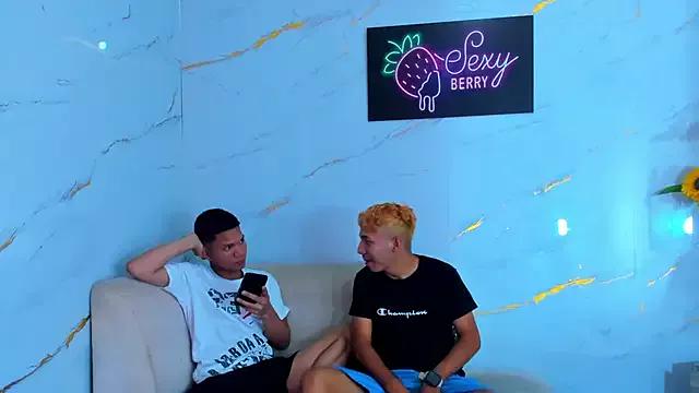 Jhonnys_boys from StripChat is Freechat