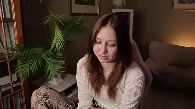 JoanDowey from StripChat is Freechat