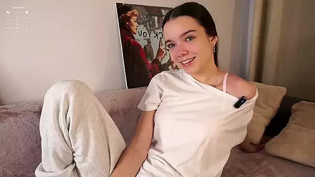 JoanFrickey from StripChat is Freechat