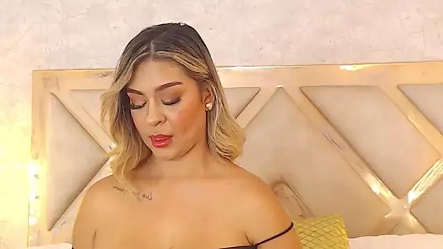 JoannaStanford from StripChat is Freechat