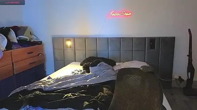 Photos of JordanShow from StripChat is Freechat