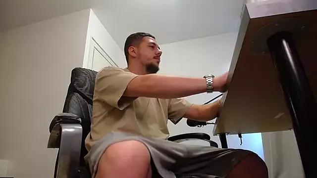 JoshKnights from StripChat is Freechat