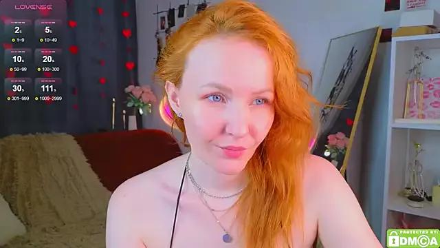 JoyceJones from StripChat is Freechat