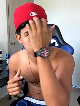 Customizable and immersive: Energize your taste buds and checkout our delicious choice of amateur cams liveshows with excited livestreamers getting their sweet physiques pounded with their beloved vibrating toys.