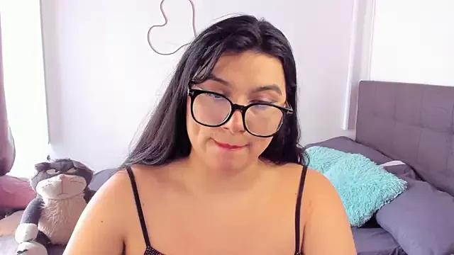Customizable and immersive: Energize your taste buds and checkout our delicious choice of amateur cams liveshows with excited livestreamers getting their sweet physiques pounded with their beloved vibrating toys.