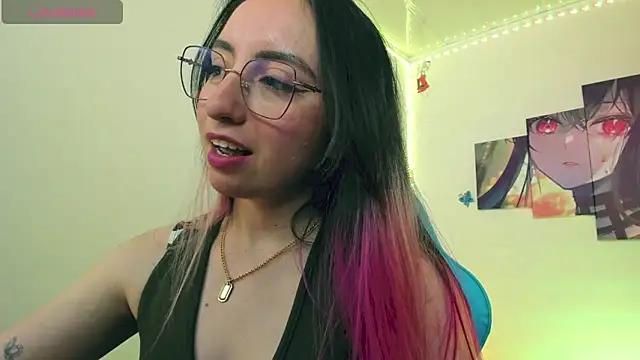 Customizable and immersive: Energize your taste buds and checkout our delicious choice of amateur cams liveshows with excited livestreamers getting their sweet physiques pounded with their beloved vibrating toys.