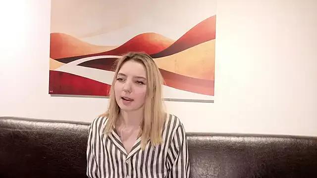 Customizable and immersive: Energize your taste buds and checkout our delicious choice of amateur cams liveshows with excited livestreamers getting their sweet physiques pounded with their beloved vibrating toys.