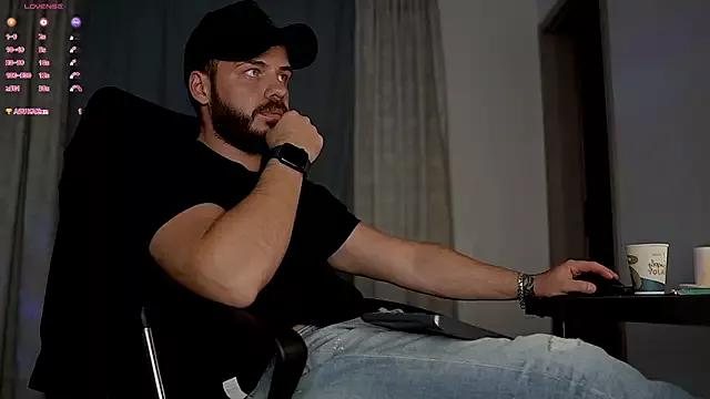 juliusmasters from StripChat is Freechat