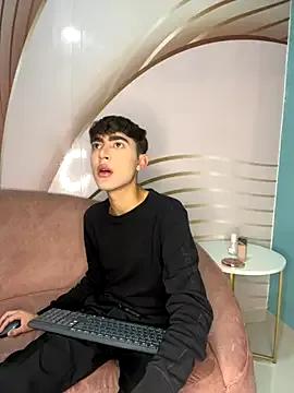 justinbeer_ from StripChat is Freechat