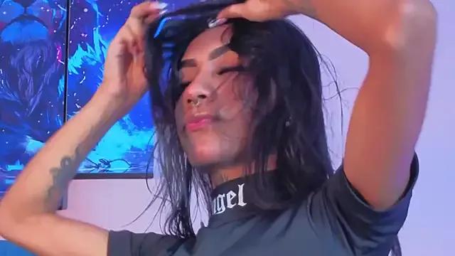 Customizable and immersive: Energize your taste buds and checkout our delicious choice of amateur cams liveshows with excited livestreamers getting their sweet physiques pounded with their beloved vibrating toys.