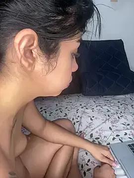 Photos of Kalila__Saade from StripChat is Freechat