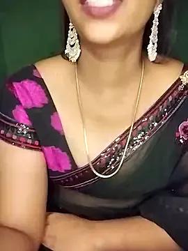 Photos of Kannada_siri_143 from StripChat is Freechat