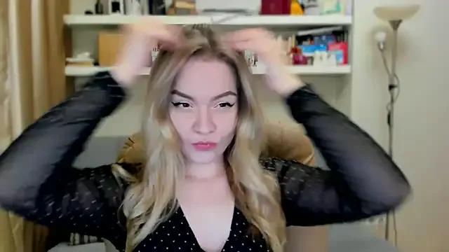 Customizable and immersive: Energize your taste buds and checkout our delicious choice of amateur cams liveshows with excited livestreamers getting their sweet physiques pounded with their beloved vibrating toys.
