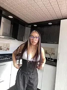 Customizable and immersive: Energize your taste buds and checkout our delicious choice of amateur cams liveshows with excited livestreamers getting their sweet physiques pounded with their beloved vibrating toys.