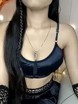 KARISHMA-STRIP from StripChat is Freechat