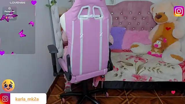 Customizable and immersive: Energize your taste buds and checkout our delicious choice of amateur cams liveshows with excited livestreamers getting their sweet physiques pounded with their beloved vibrating toys.
