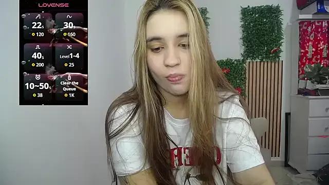 Customizable and immersive: Energize your taste buds and checkout our delicious choice of amateur cams liveshows with excited livestreamers getting their sweet physiques pounded with their beloved vibrating toys.