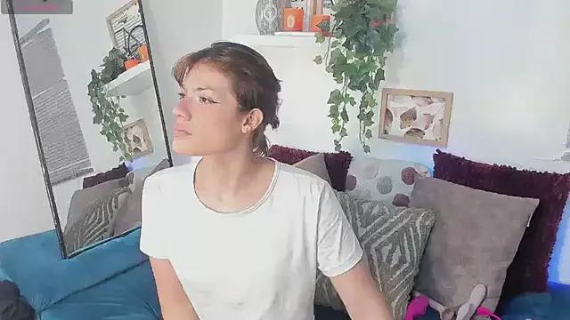 KassMonroe from StripChat is Freechat