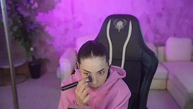 Kate054 from StripChat is Freechat