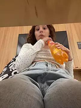 Katee_Jones from StripChat is Freechat