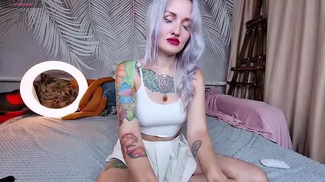 Customizable and immersive: Energize your taste buds and checkout our delicious choice of amateur cams liveshows with excited livestreamers getting their sweet physiques pounded with their beloved vibrating toys.